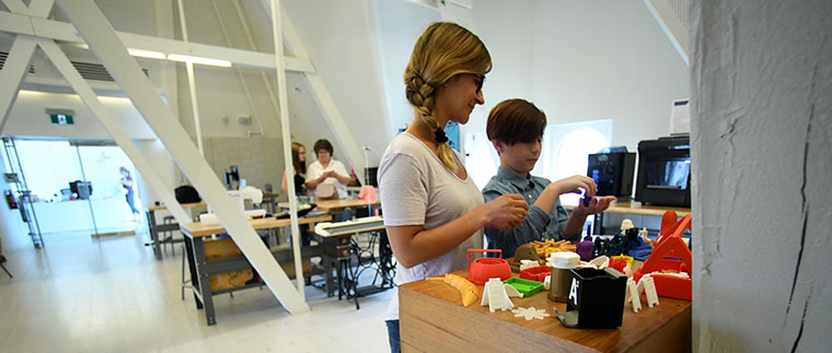 people using makerspace
