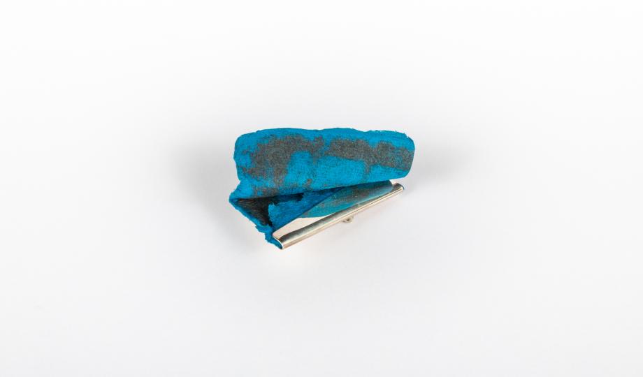 Aggie Beynon, Untitled (Brooch 5), 1984. Photo: Scott Lee